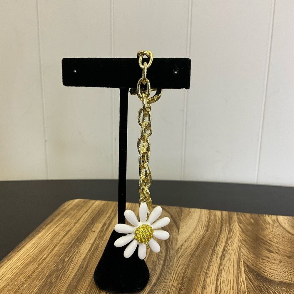 Heidi Daus Pretty as a Daisy Gold Tone Statement bracelet 8"